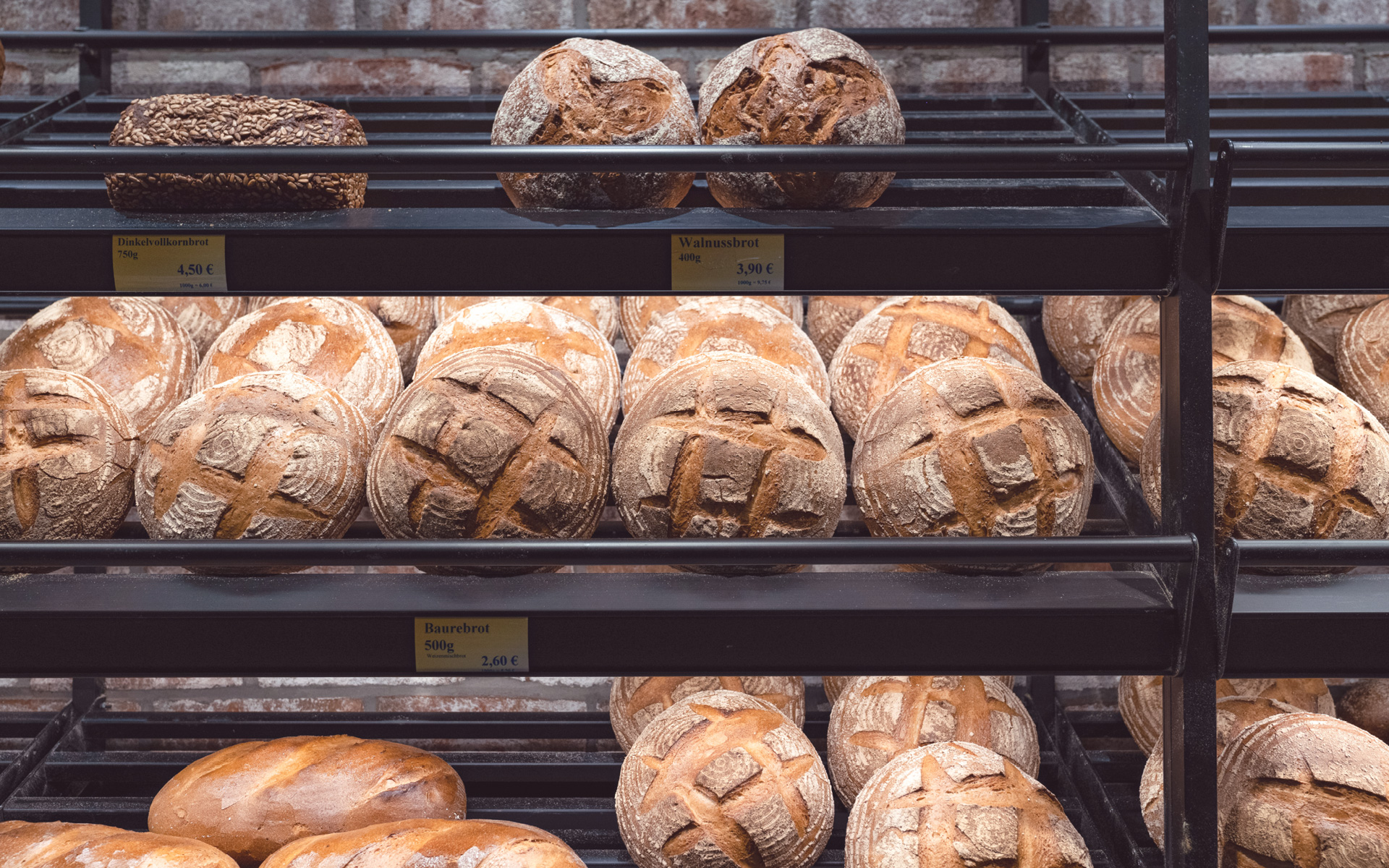 Frisches Brot in der Bäckerei